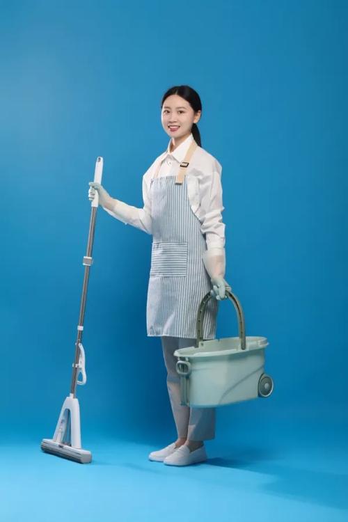 家政保姆保洁清洁工拖地服务女性人物摄影图